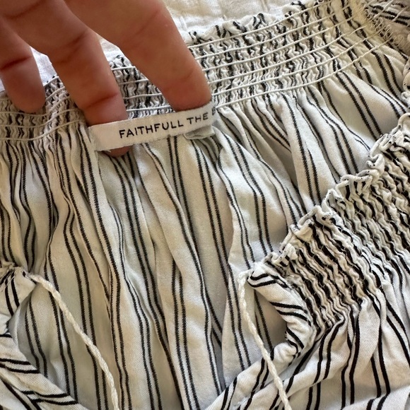 Women’s REVOLVE Faithful The Brand Summer Blouse Top Sz M WORN ONCE - Picture 7 of 11